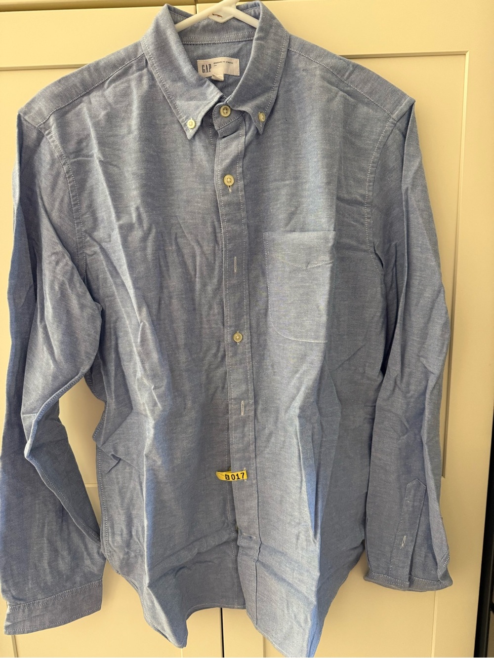 GAP Men’s Standard Fit Stretch Oxford Button Down Shirt Blue Small